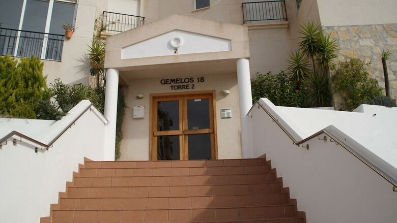 Apartamentos Albenimar Gemelos 18