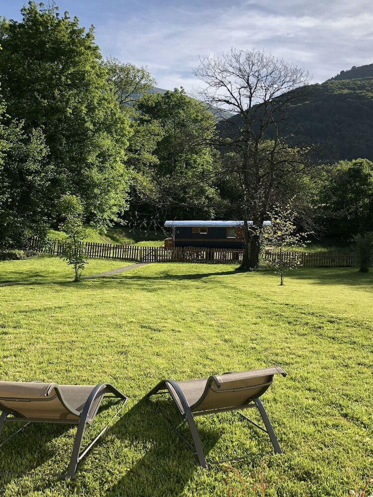 Bed & Breakfast Roulotte La Grand Ourse