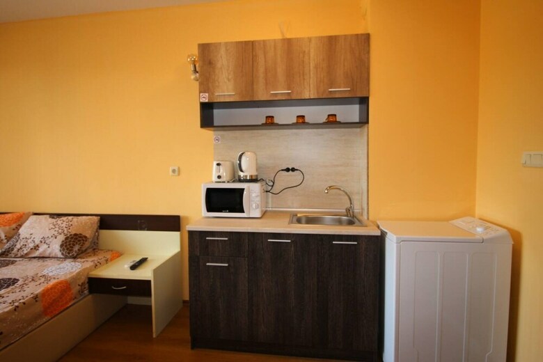 Apartment In Chateau Del Marina Apart Complex