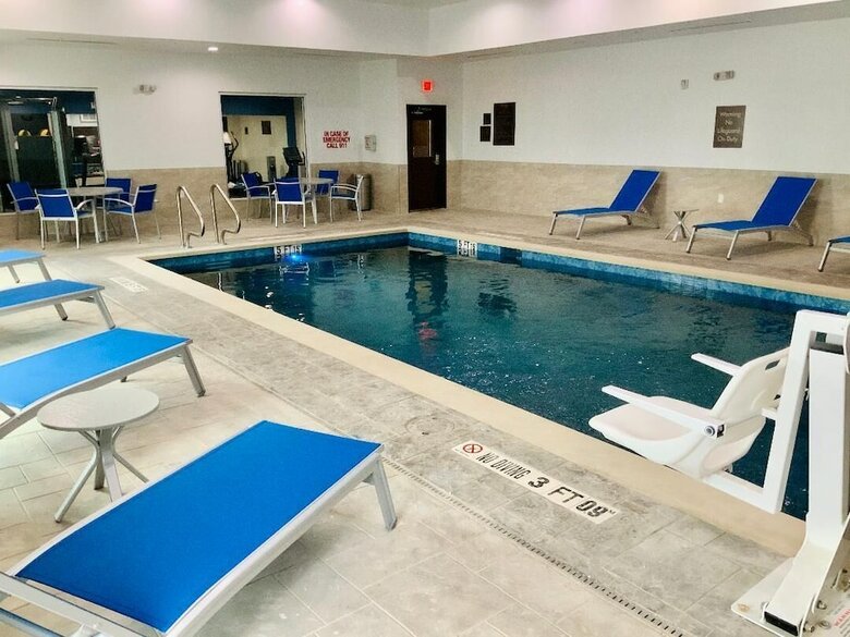 Hotel Comfort Suites