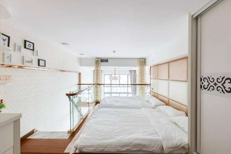 Coastline International Apartment