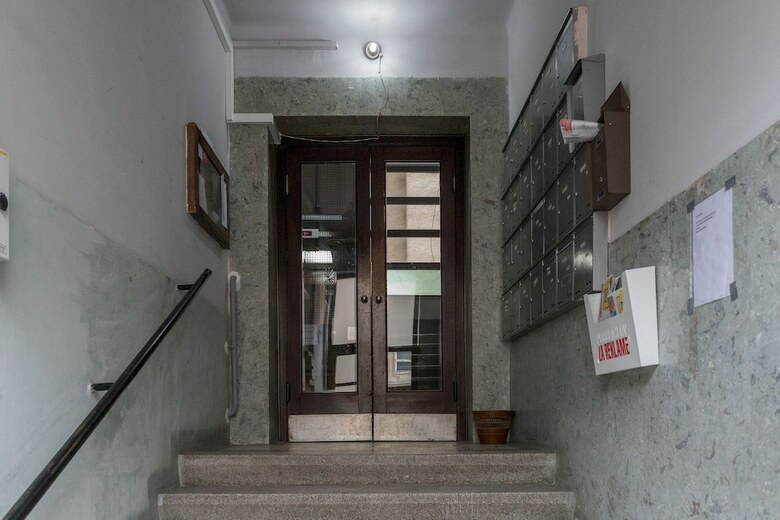 Spacious 2bdr Apartment Few Steps From City Center