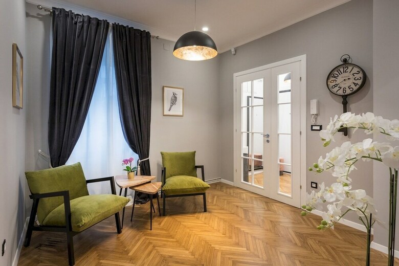 Spacious 2bdr Apartment Few Steps From City Center