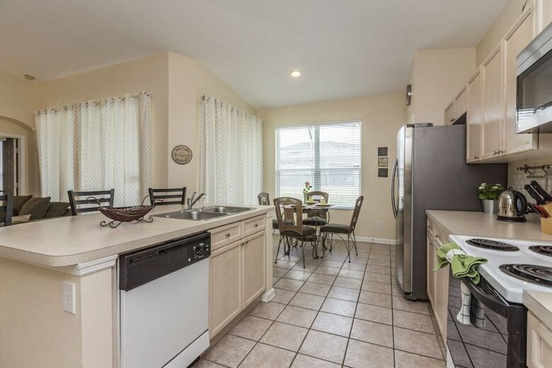 Villa Windsor_palms_8113n