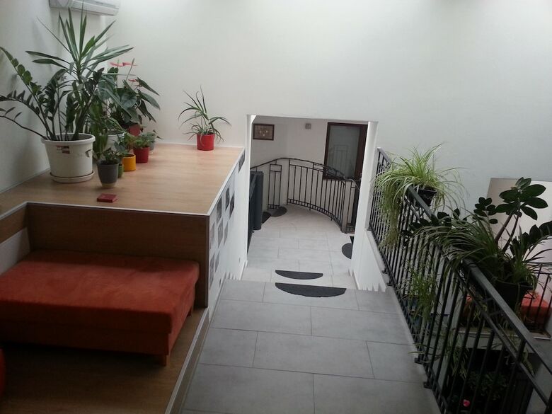 Hostal Art Hostel Taurus B&B