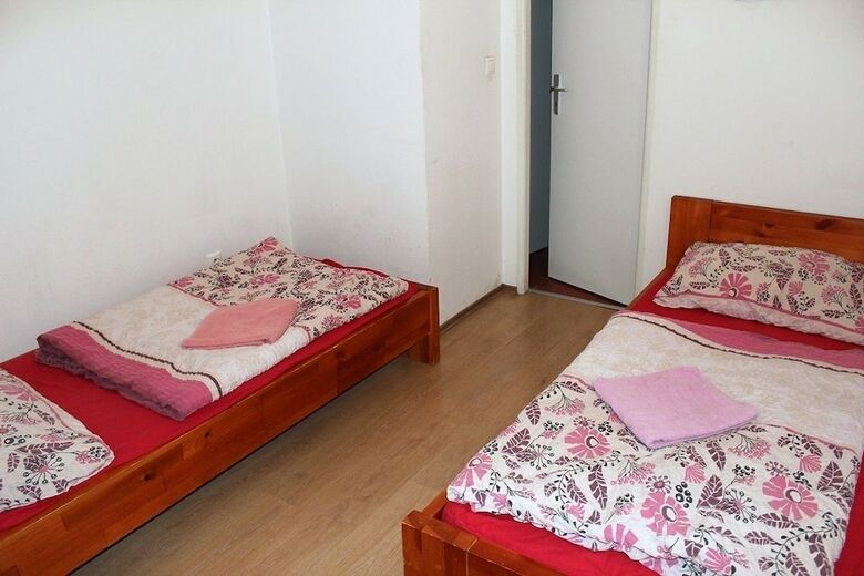 Hostal Art Hostel Taurus B&B