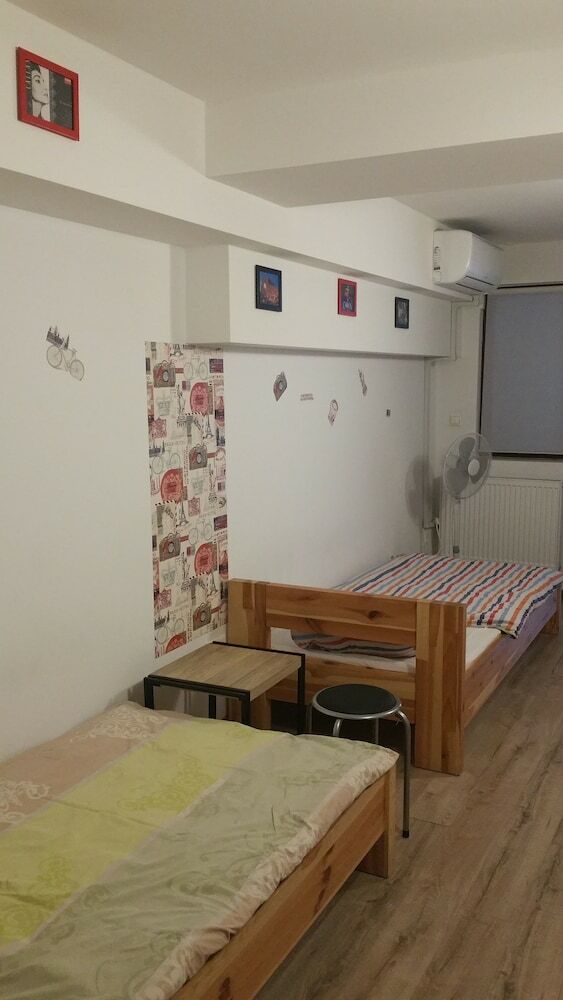Hostal Art Hostel Taurus B&B