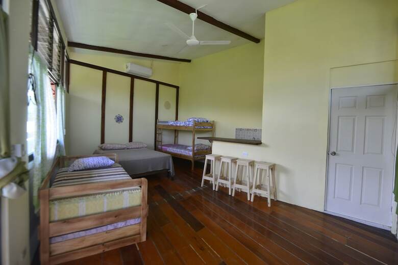 Hostal La Casona Lodge
