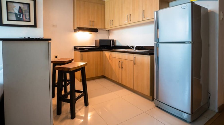 Avant Bgc Apartment By Central Flats