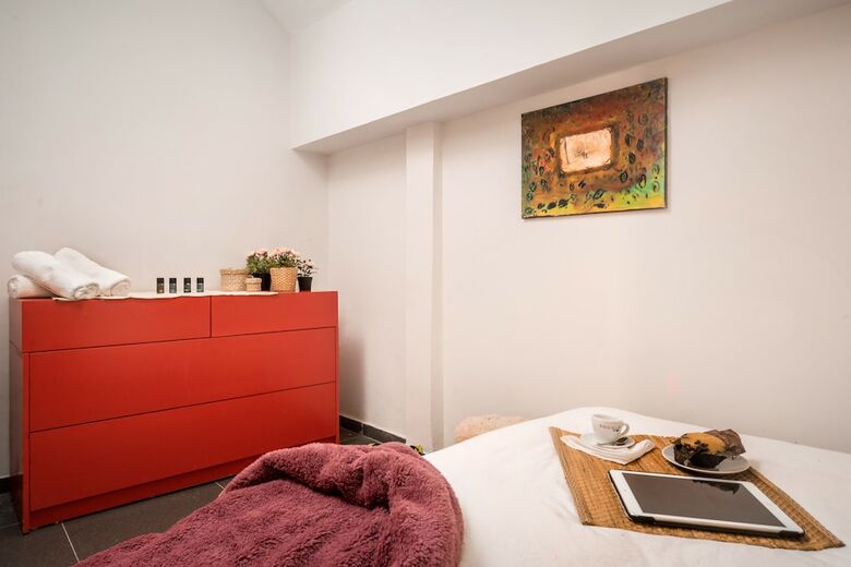 Apartamento Fantastic 2bd City Center Apt W Balcony