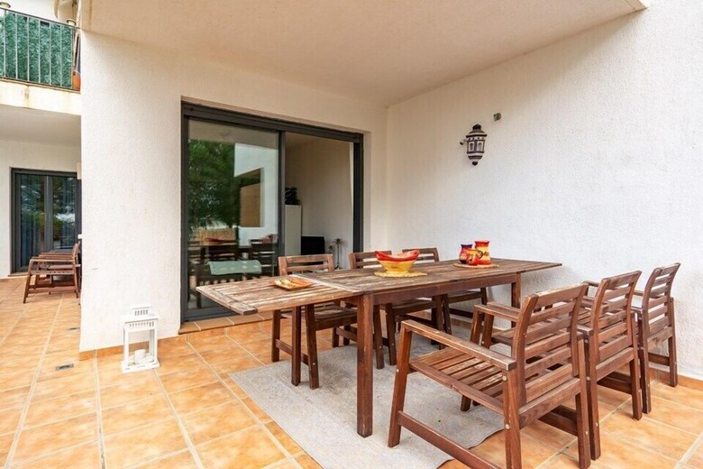 Ground Floor Terrace Apartment In Alamar Ref 31