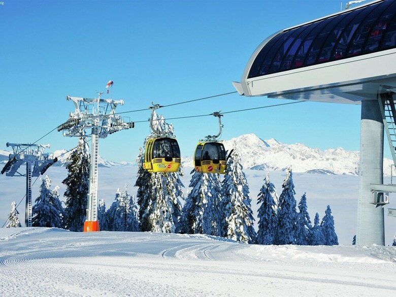 Luxurious Chalet In M�hlbach With Sauna