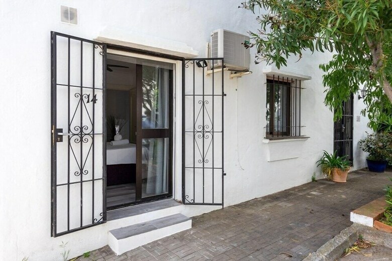 Stunning 2br Apartment Near The Beach Ref 54