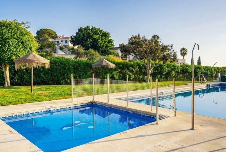 Las Colinas Apartment With Seaviews Ref 51