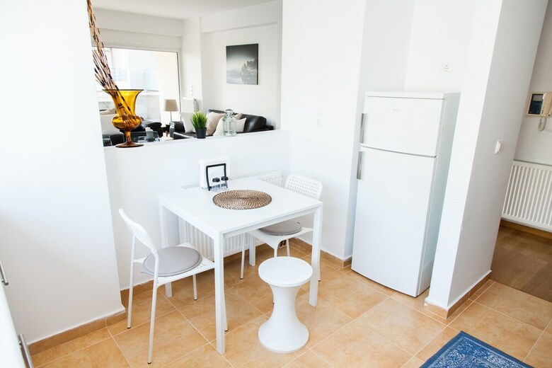 Apartamentos Modern Spacious Apt 2br In Rafina