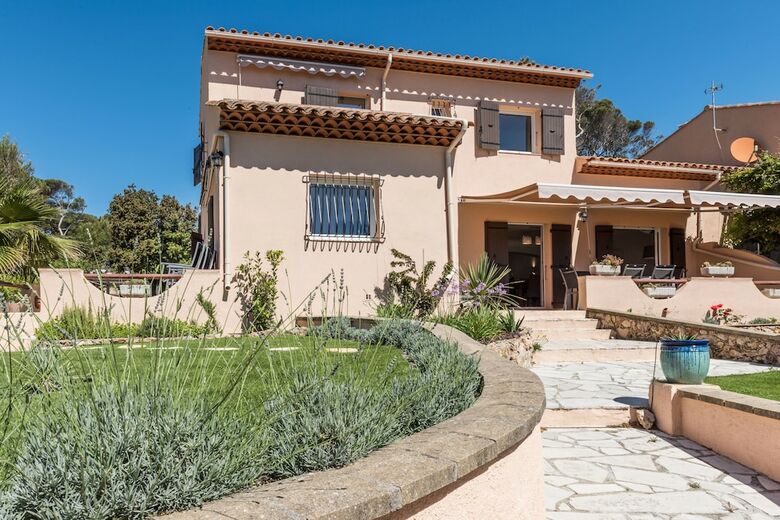 Villa Mistral