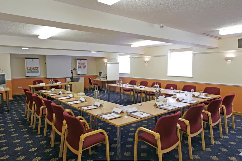 Best Western Limpley Stoke Hotel