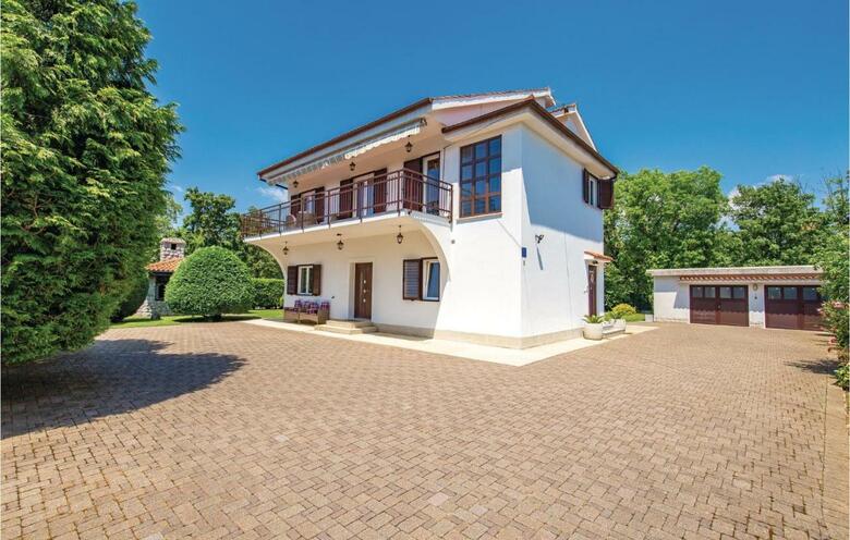 Holiday Home Bujki III