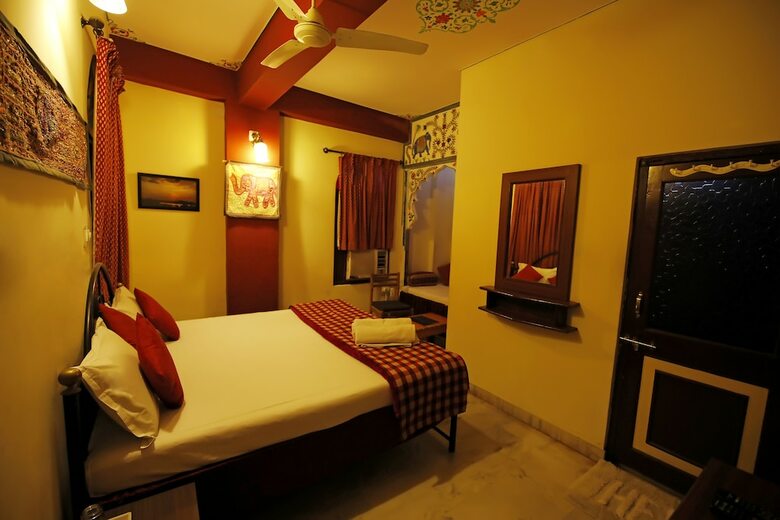 The Lake View Hotel ? On Lake Pichola