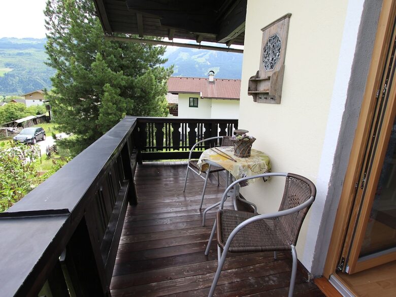 Spacious Apartment In Walchen Near Ski Area