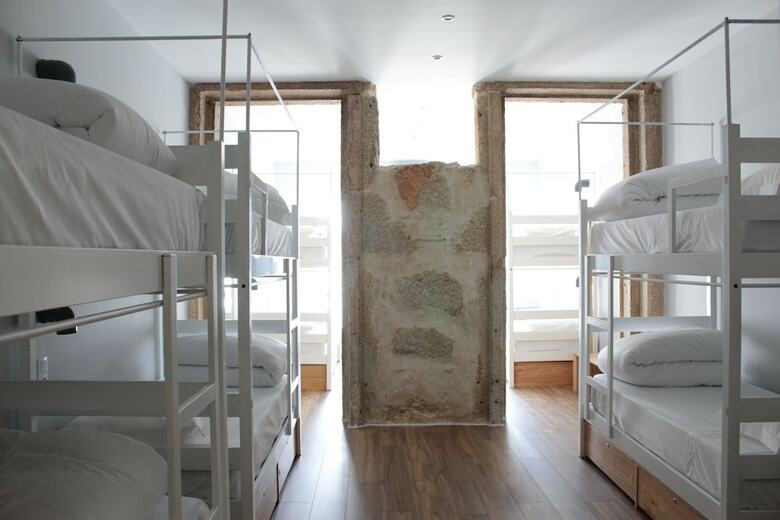 Hostal Lightpoint