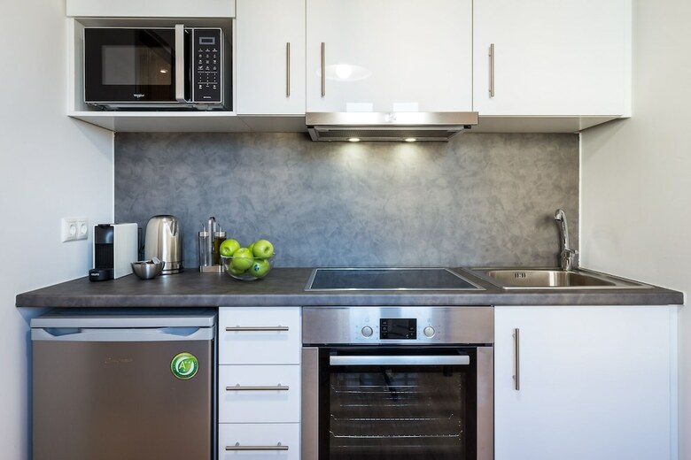 Apartamentos Syntagma Modern New Flat - Large Balcony