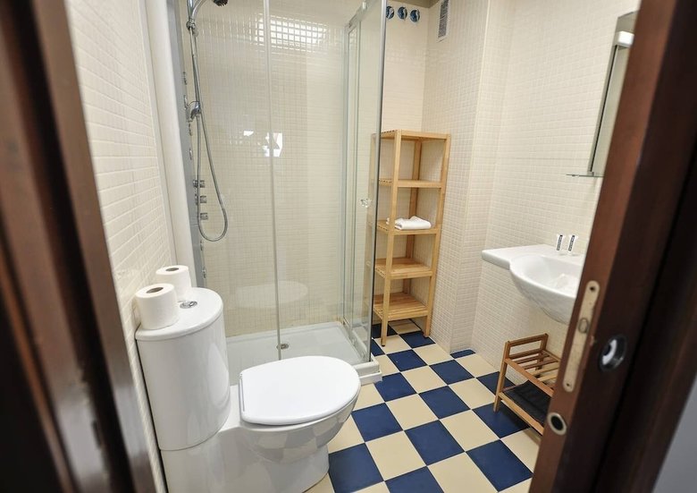 Apartamentos Hm Perchel Malaga