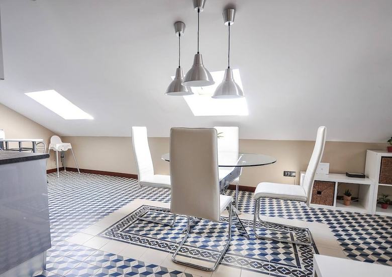 Apartamentos Hm Perchel Malaga