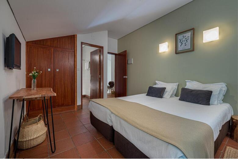 Hotel Alamal River Club