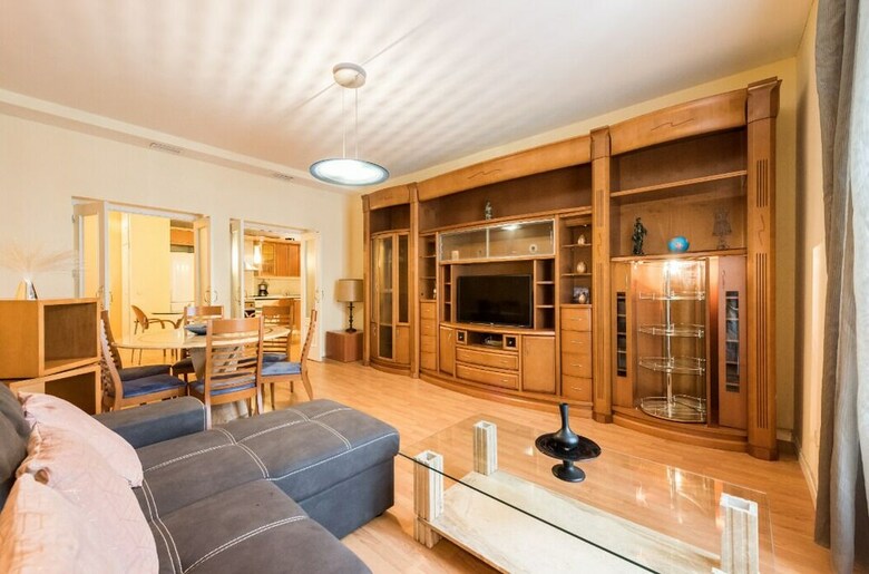 M&f Fuencarral Apartamento