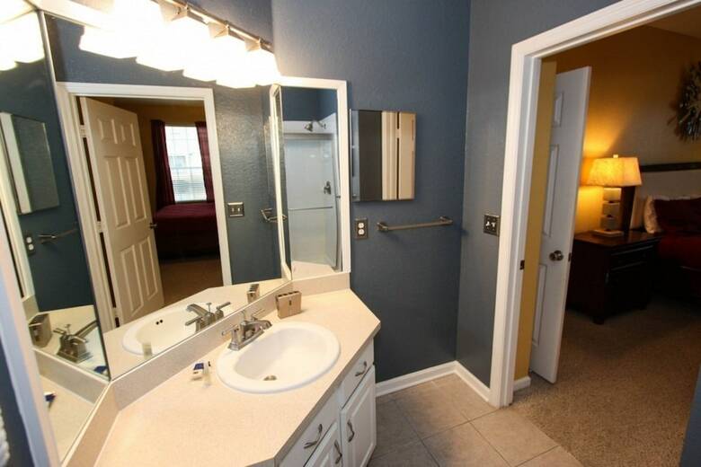 Penthouse 3 Bedroom 2 Bath Condo