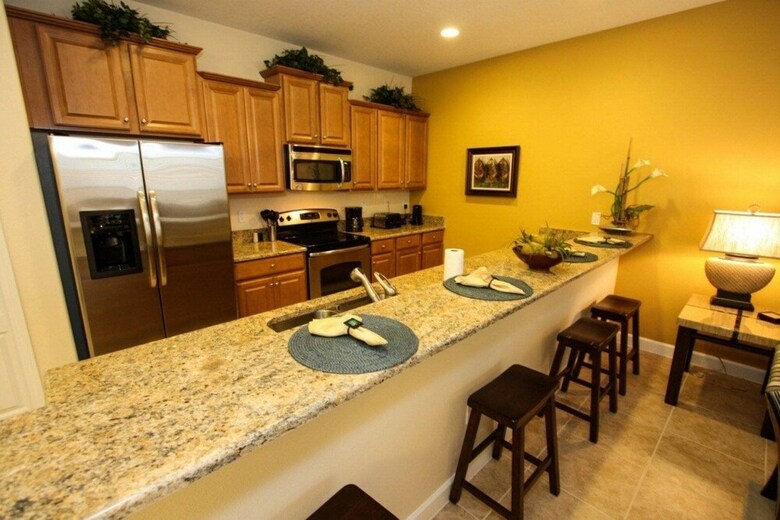 Fantastic 4 Bedroom 3 Bath Town Home With Private Pool