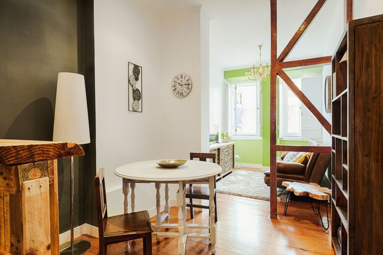 Apartamentos Historical Gem In City Center