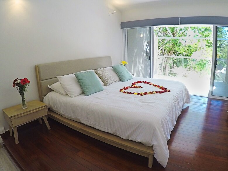 Marvelous Villa Matuk  By Homing Bird