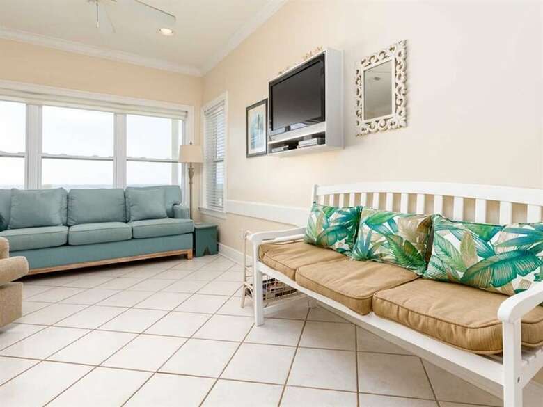 Fort Fun West By Meyer Vacation Rentals