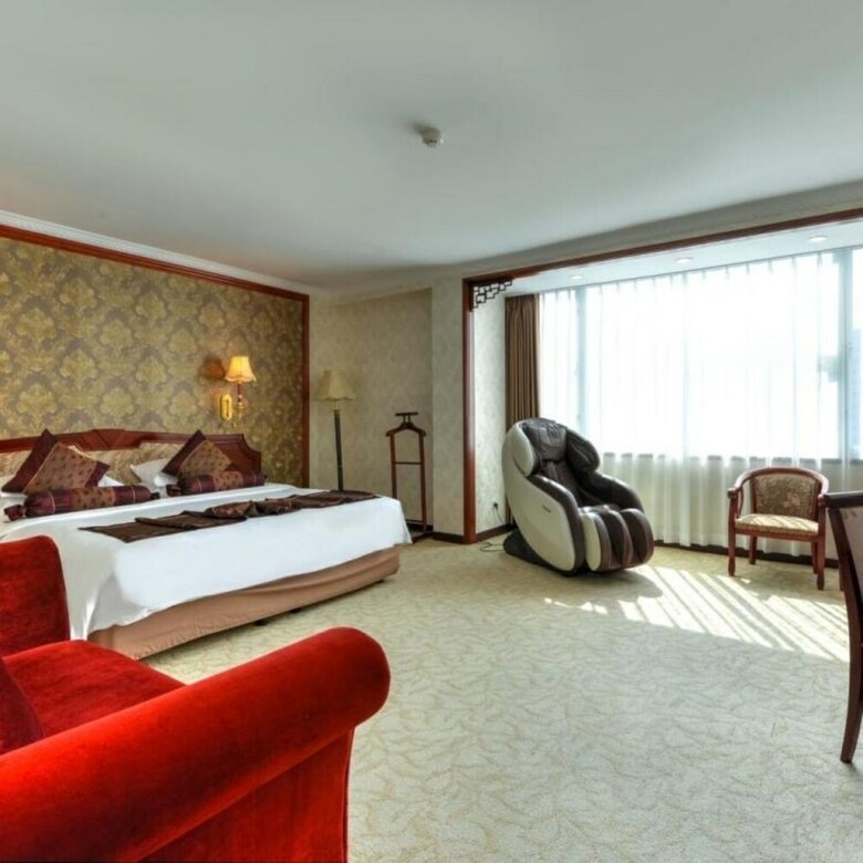 Xiamen Huaqiao Hotel