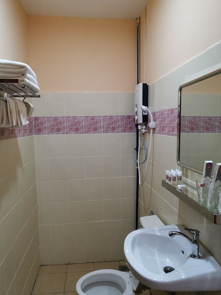 Hotel Indah Inn