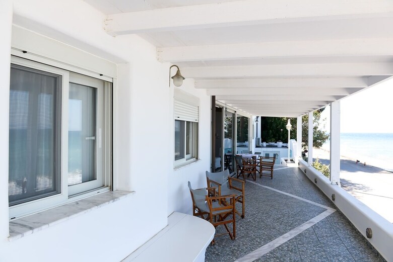 Patras Luxury Seaside House