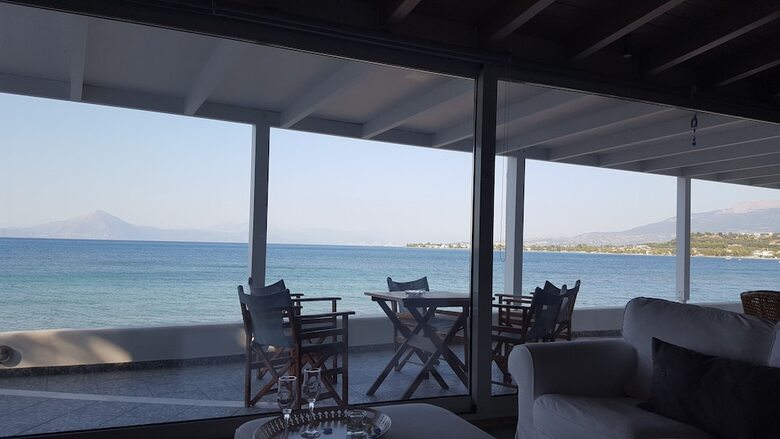 Patras Luxury Seaside House
