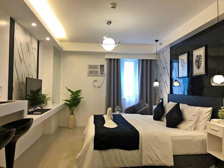 Prime Concierge At Shore Residences