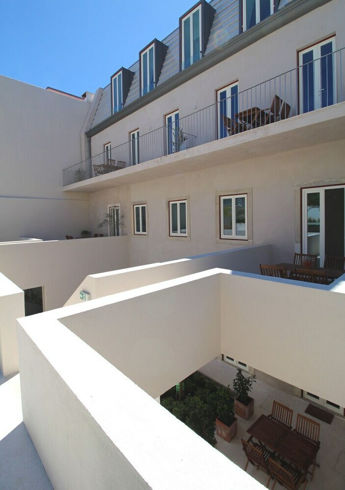 Apartamentos Casa Ren� - Cacilhas - Lisbon Area