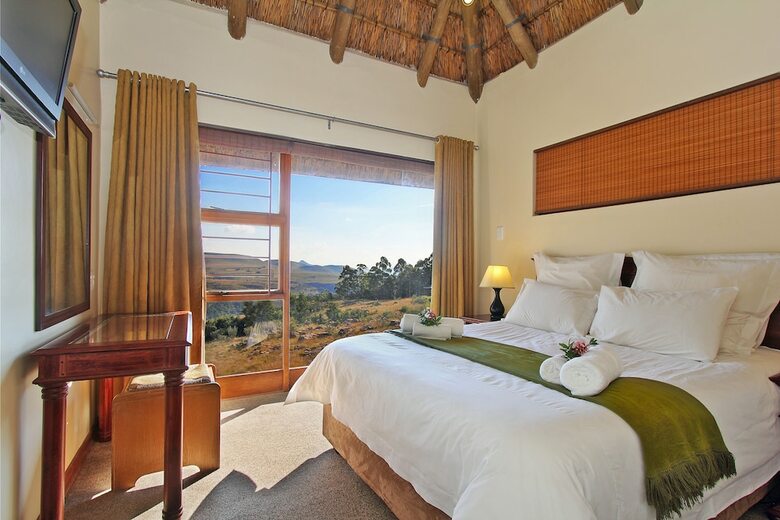 Hotel Crystal Springs