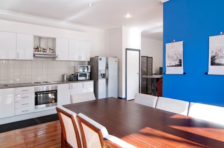 Hotel Lily Sands Inn