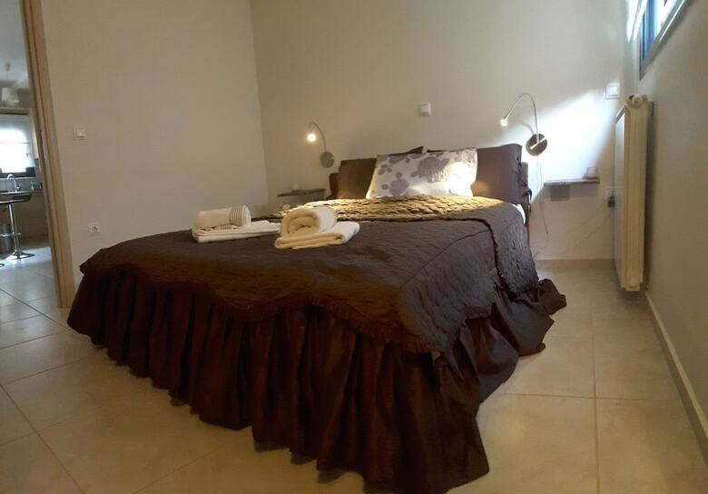 Bow Lux Apartments