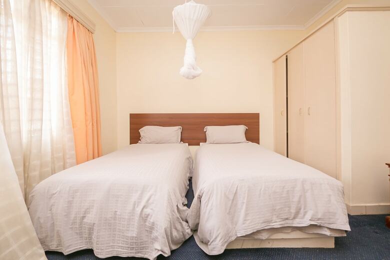 Olive Gardens Hotel