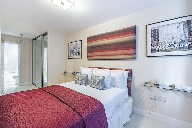 Canary Wharf Luxury Apartments