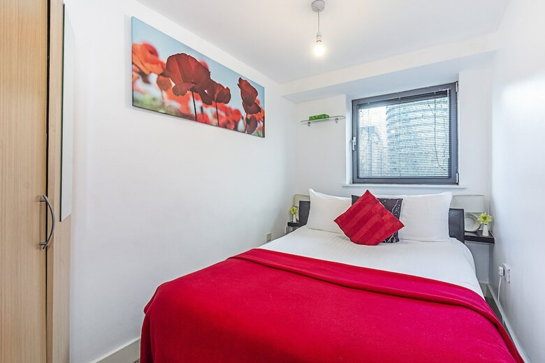 Canary Wharf Luxury Apartments