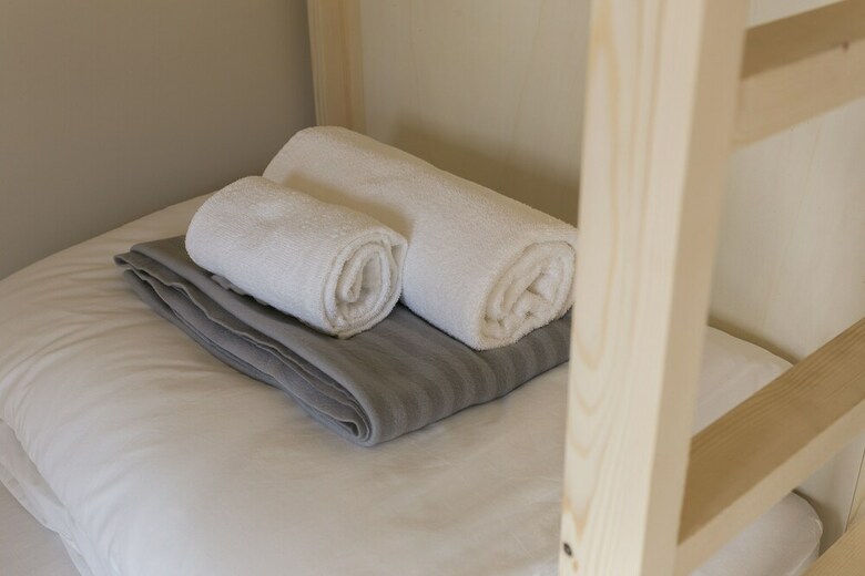 Hostal Circle Surfcamp - Porto Surf House Hostel