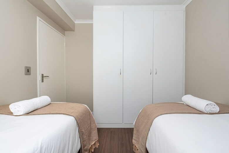 Century On Lake Luxury Apartments