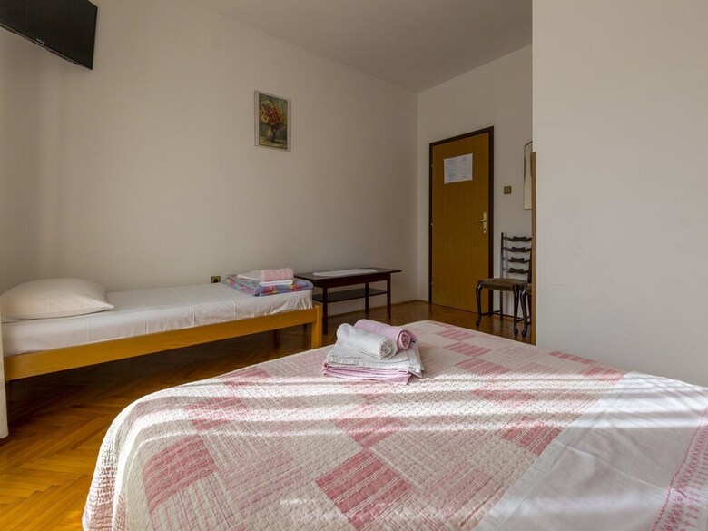 Apartamentos Rooms Zeljka 2